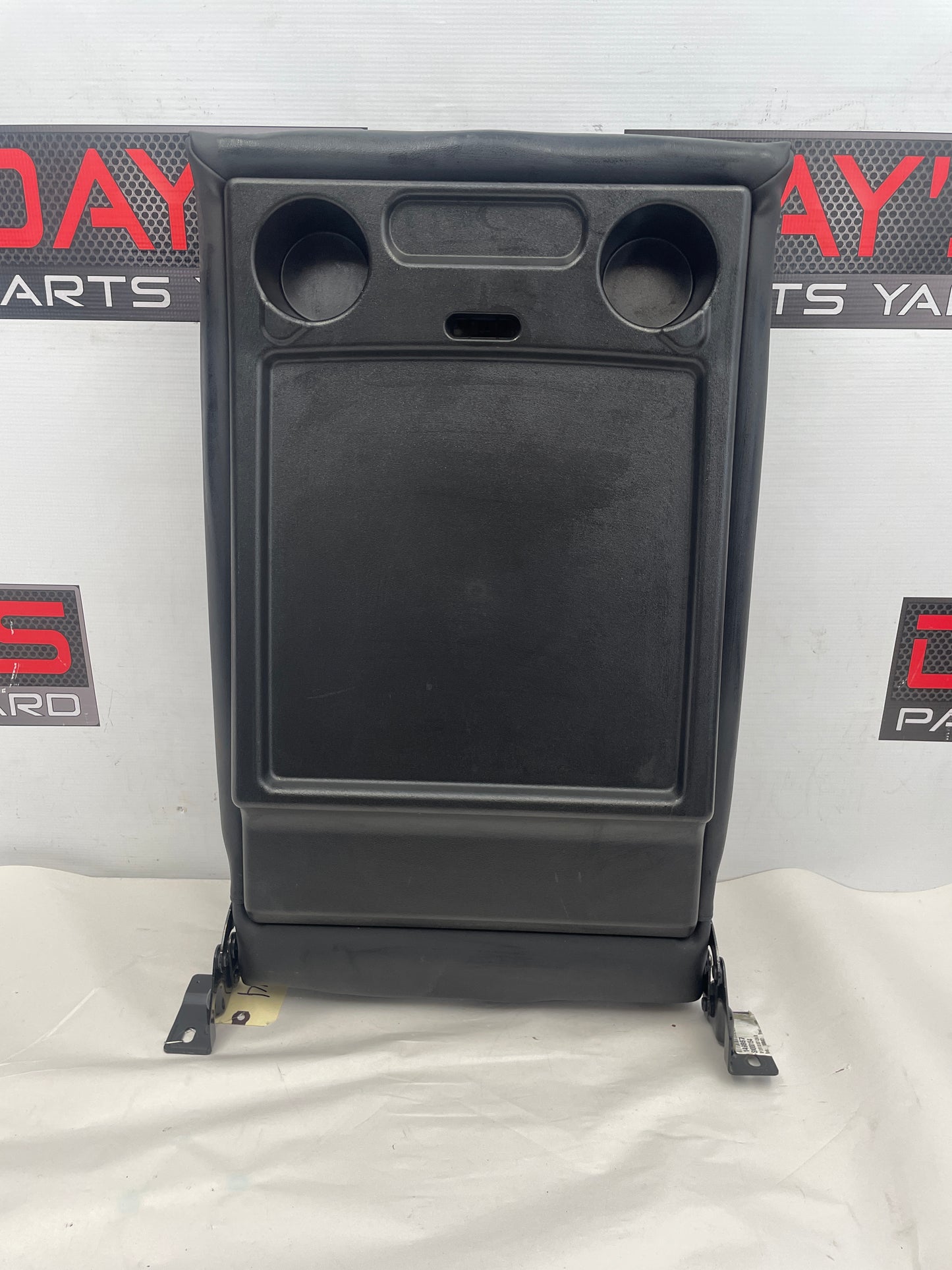 2014 Chevrolet SS Sedan Rear Center Upper Seat OEM - Day's Parts Yard