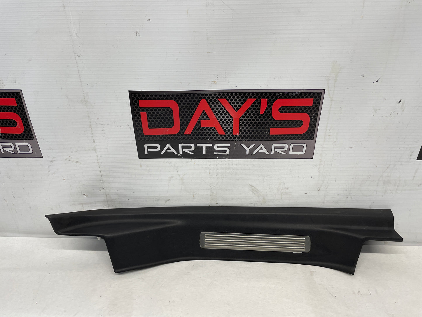 2015 Chevy SS Sedan LH Driver Rear Sill Scuff Plate Panel Trim OEM - Day's Parts Yard