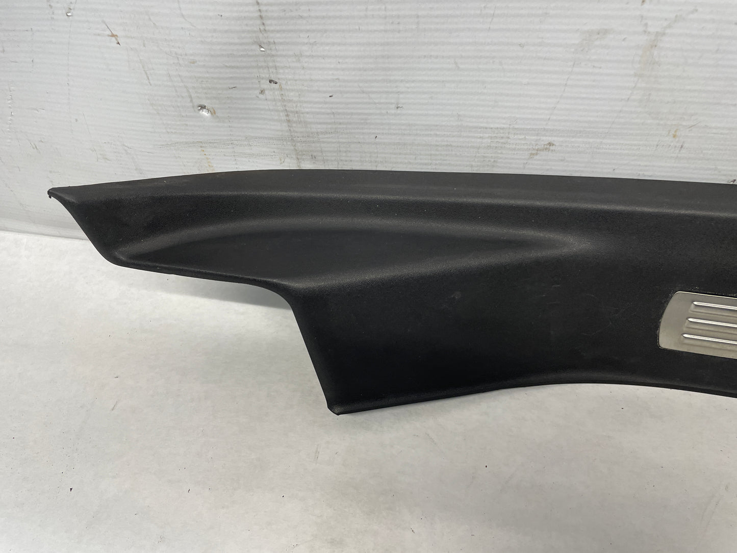 2015 Chevy SS Sedan LH Driver Rear Sill Scuff Plate Panel Trim OEM - Day's Parts Yard