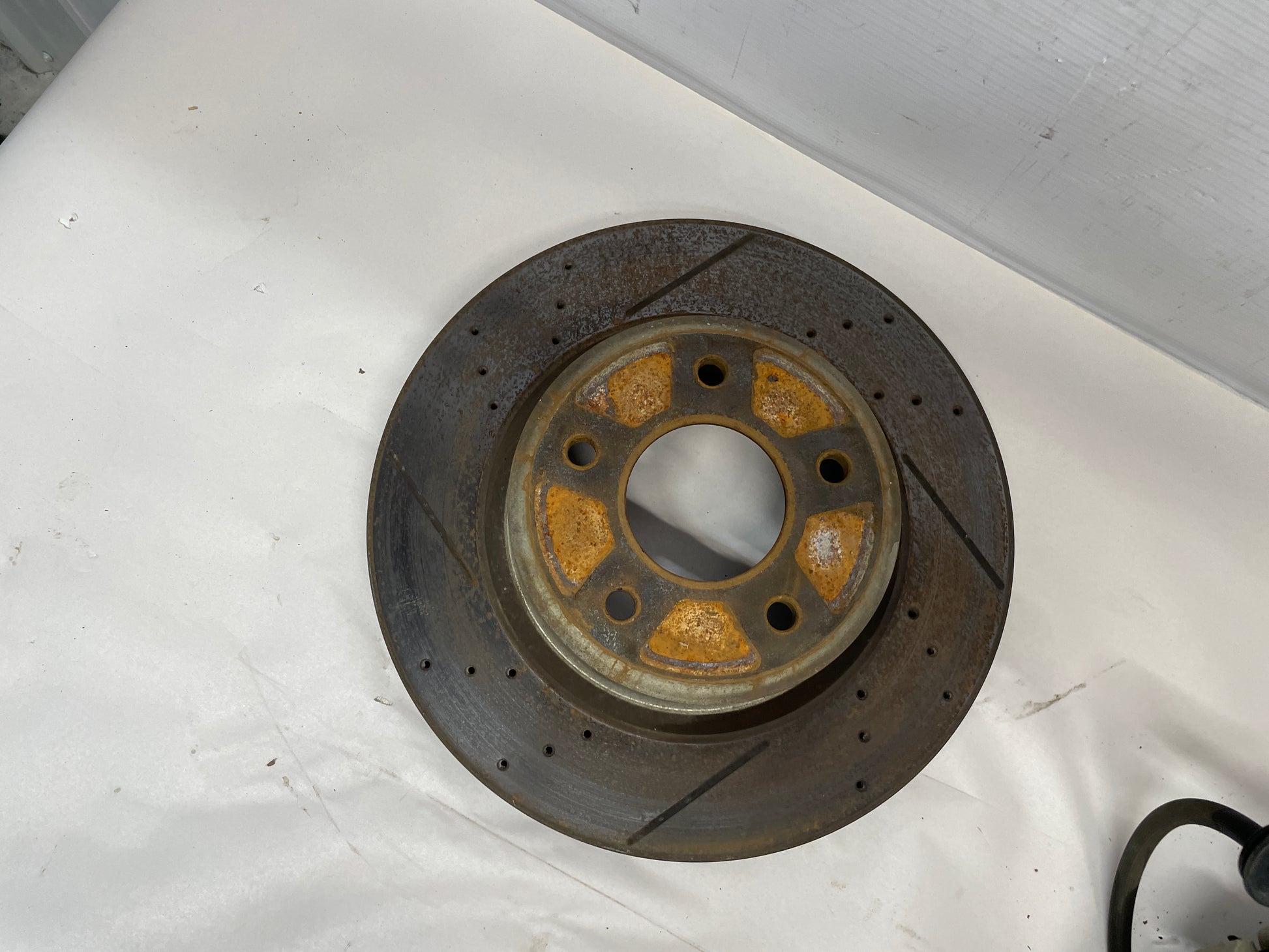 2004 Pontiac GTO PBR Brake Calipers and Rotors Front & Rear OEM - Day's Parts Yard