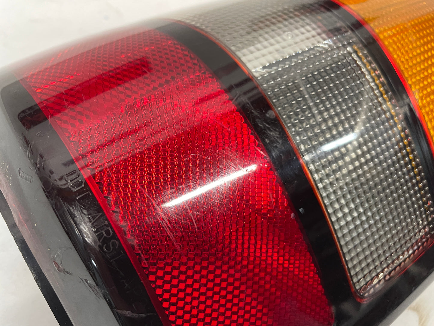 2004 GMC Sierra K1500 LH Driver Tail Light Taillight Lamp OEM - Day's Parts Yard