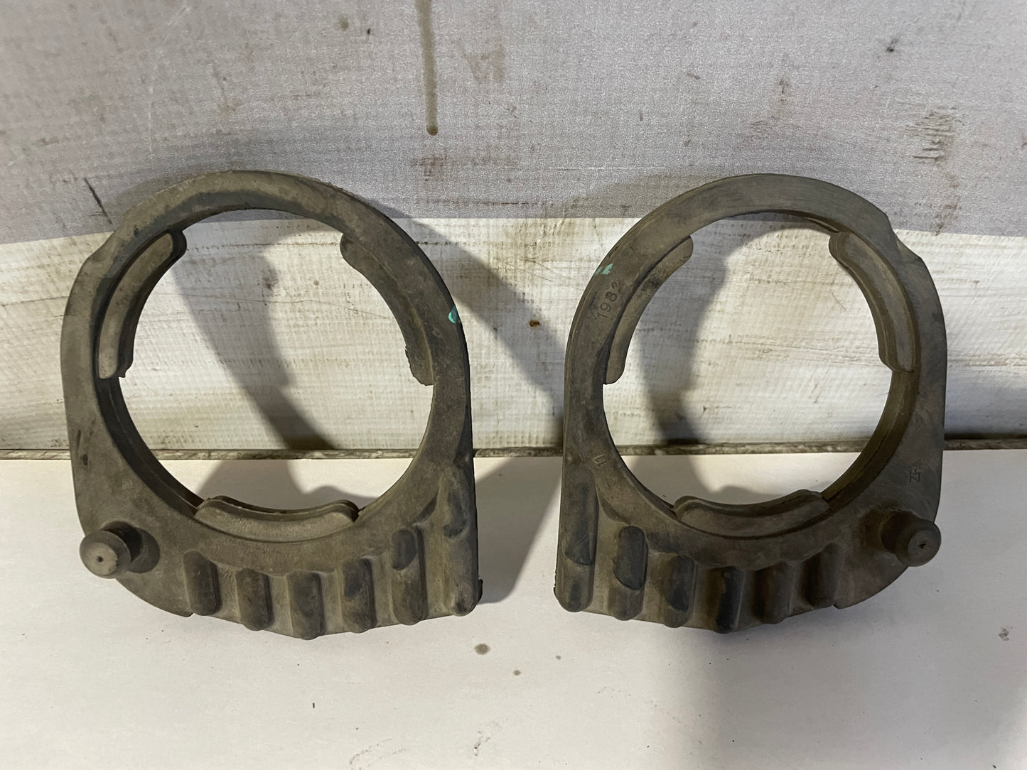 2014 Chevy SS Sedan Rear Cradle Rubber Isolators Set OEM - Day's Parts Yard