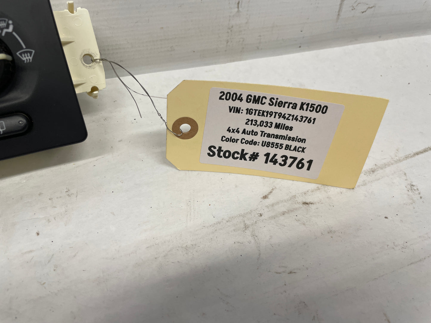 2004 GMC Sierra K1500 HVAC Climate Control Dash Unit OEM - Day's Parts Yard