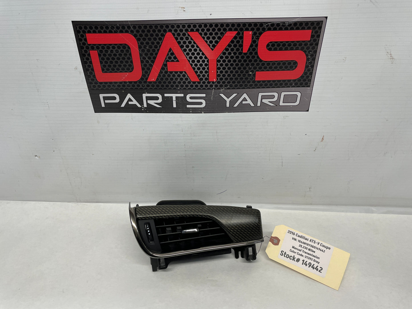2016 Cadillac ATS-V LH Driver Dash Air Vent Carbon Fiber Trim Applique OEM - Day's Parts Yard