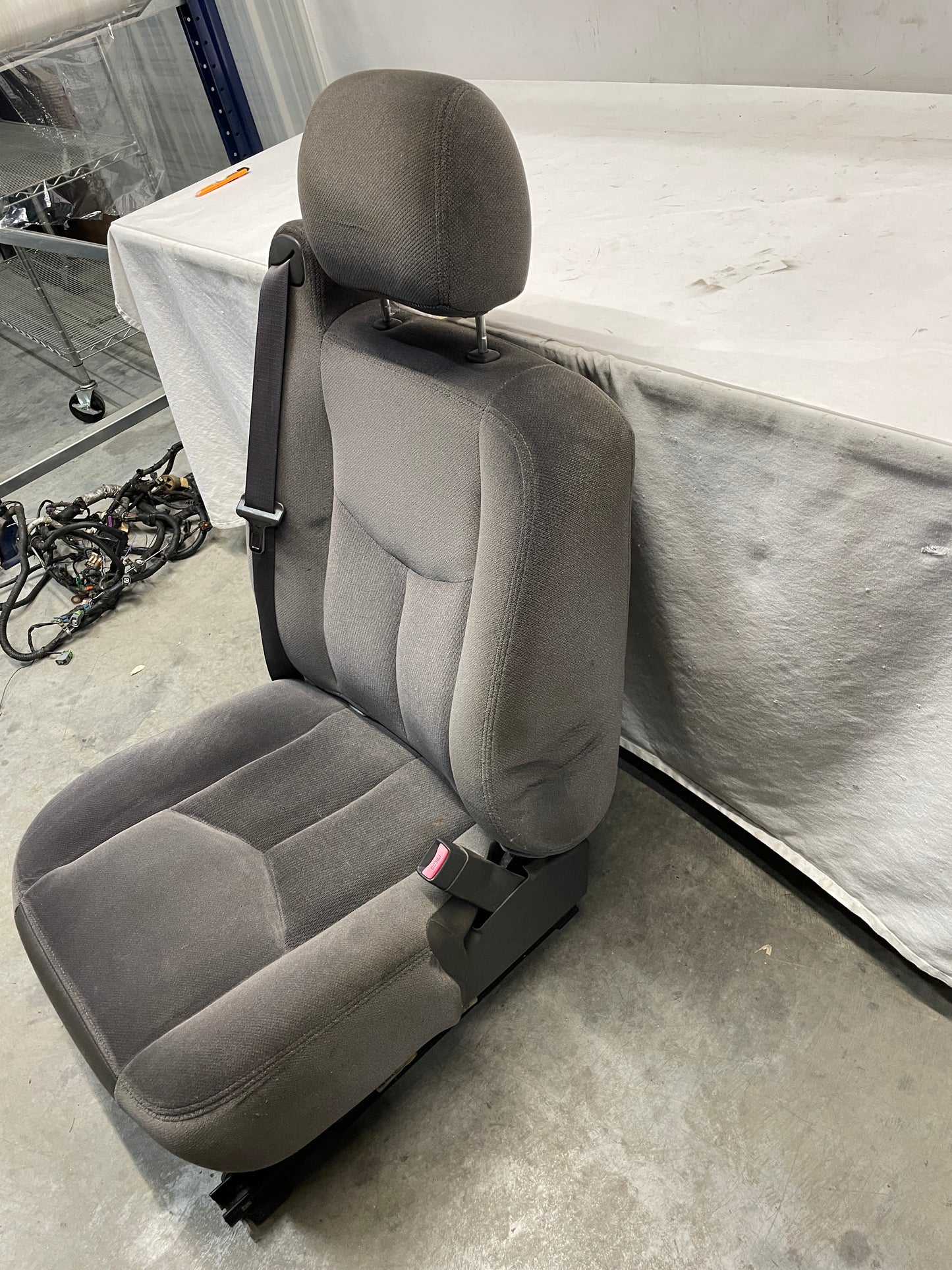 2004 GMC Sierra K1500 RH Passenger Front Seat Gray Cloth OEM - Day's Parts Yard