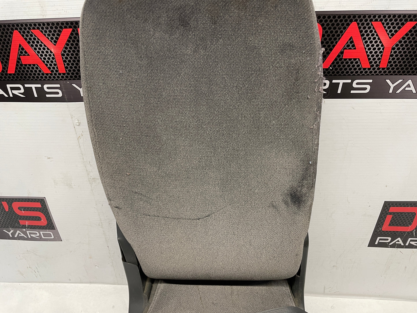 2004 GMC Sierra K1500 Front Center Console Arm Rest Jump Seat Grey Cloth OEM - Day's Parts Yard