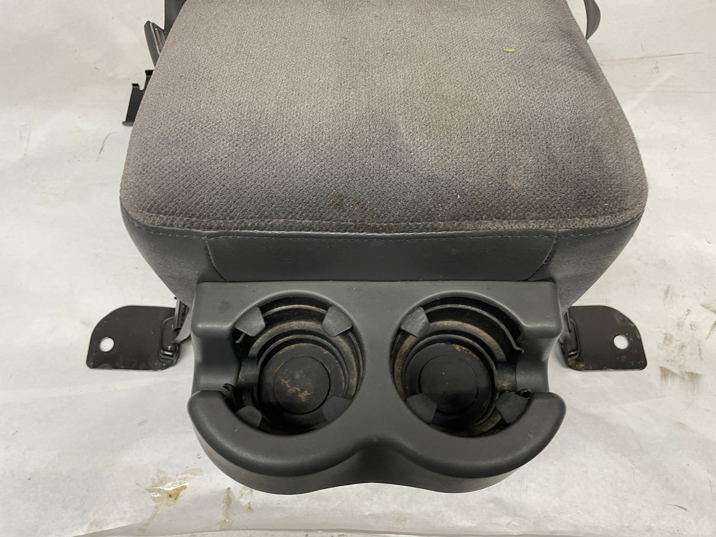 2004 GMC Sierra K1500 Front Center Console Arm Rest Jump Seat Grey Cloth OEM - Day's Parts Yard