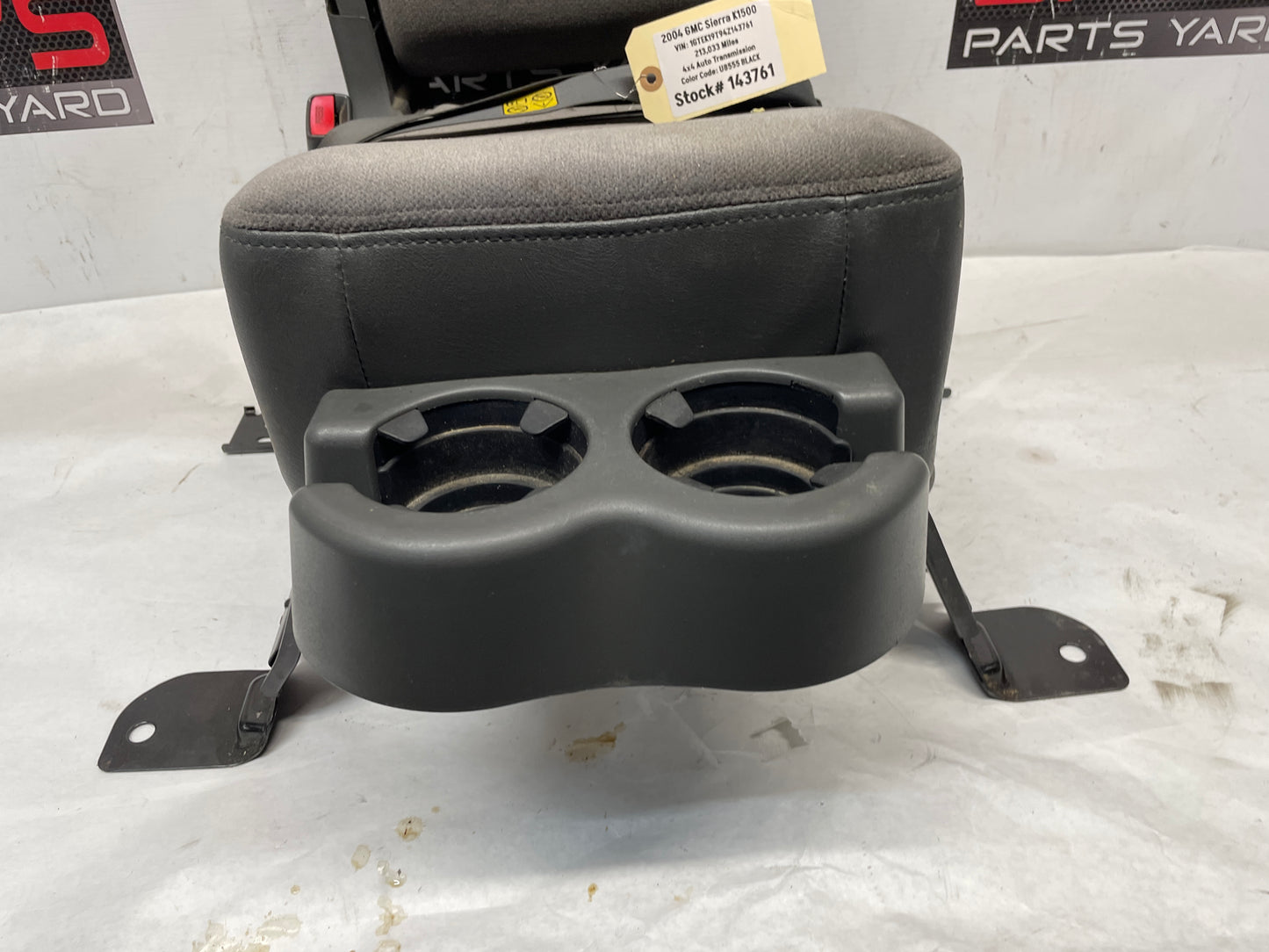 2004 GMC Sierra K1500 Front Center Console Arm Rest Jump Seat Grey Cloth OEM - Day's Parts Yard