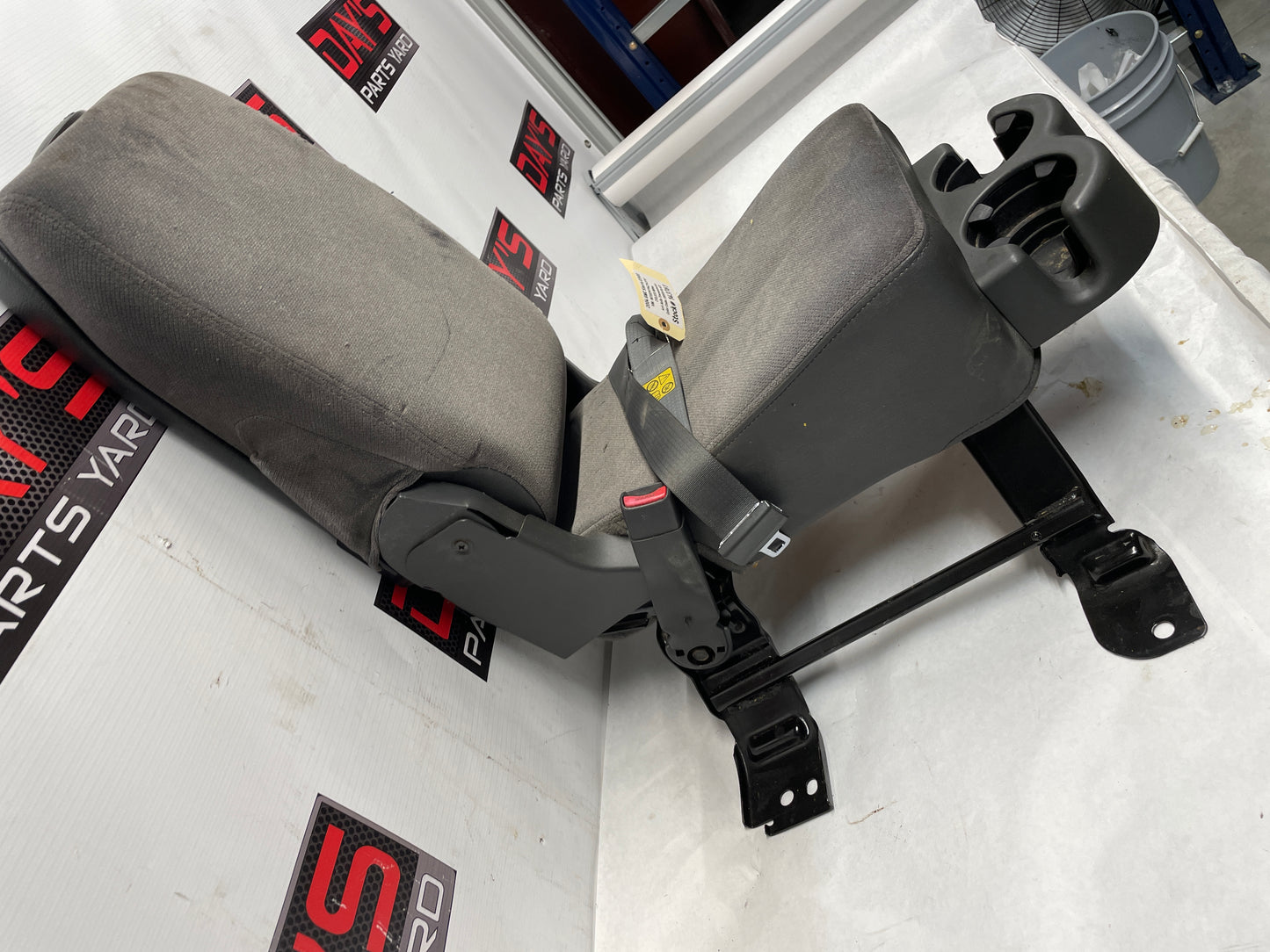 2004 GMC Sierra K1500 Front Center Console Arm Rest Jump Seat Grey Cloth OEM - Day's Parts Yard