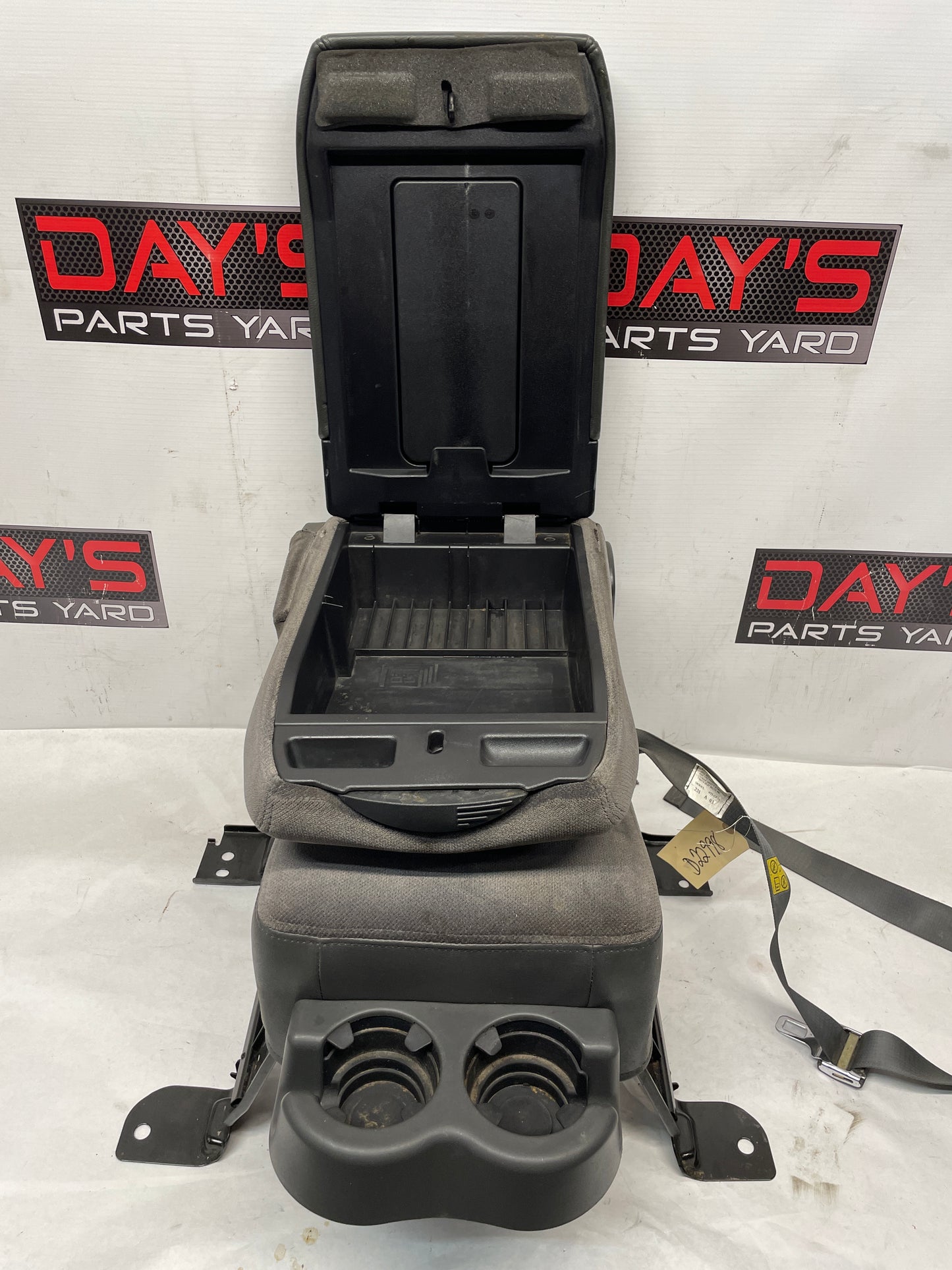 2004 GMC Sierra K1500 Front Center Console Arm Rest Jump Seat Grey Cloth OEM - Day's Parts Yard