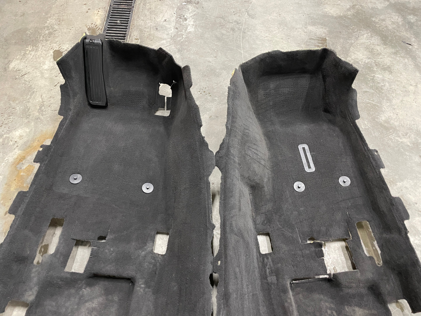 2016 Cadillac ATS-V Coupe Complete Interior Carpet OEM - Day's Parts Yard