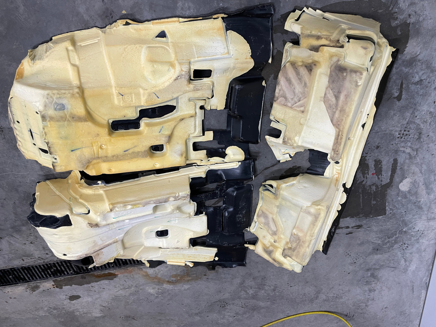 2016 Cadillac ATS-V Coupe Complete Interior Carpet OEM - Day's Parts Yard