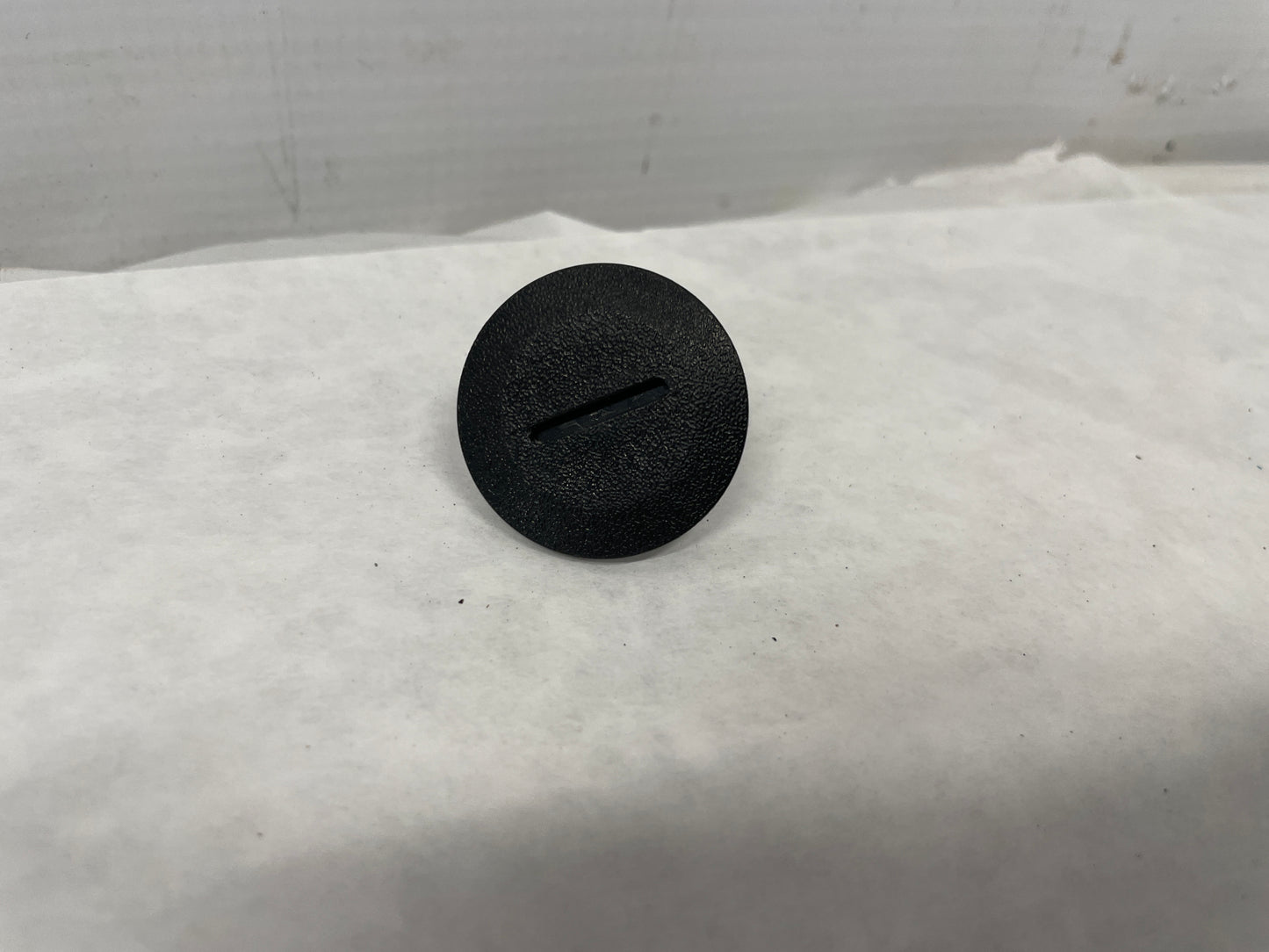 2006 Pontiac GTO Black Floor Mat Retainer Clip OEM - Day's Parts Yard