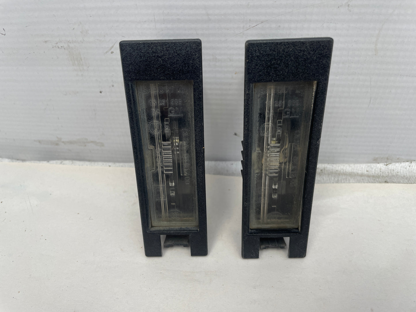 2020 Chevy Camaro SS RH & LH License Plate Tag Lights OEM - Day's Parts Yard