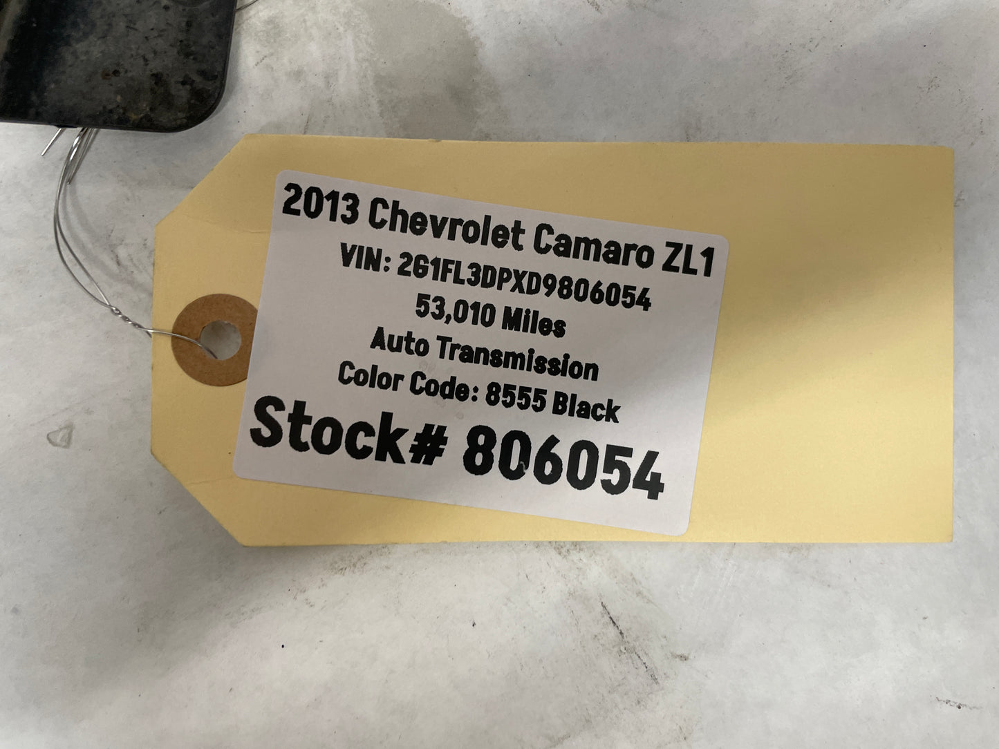 2013 Chevy Camaro ZL1 RH & LH Rear Bumper Splash Shield Wheel Well Trim Molding OEM