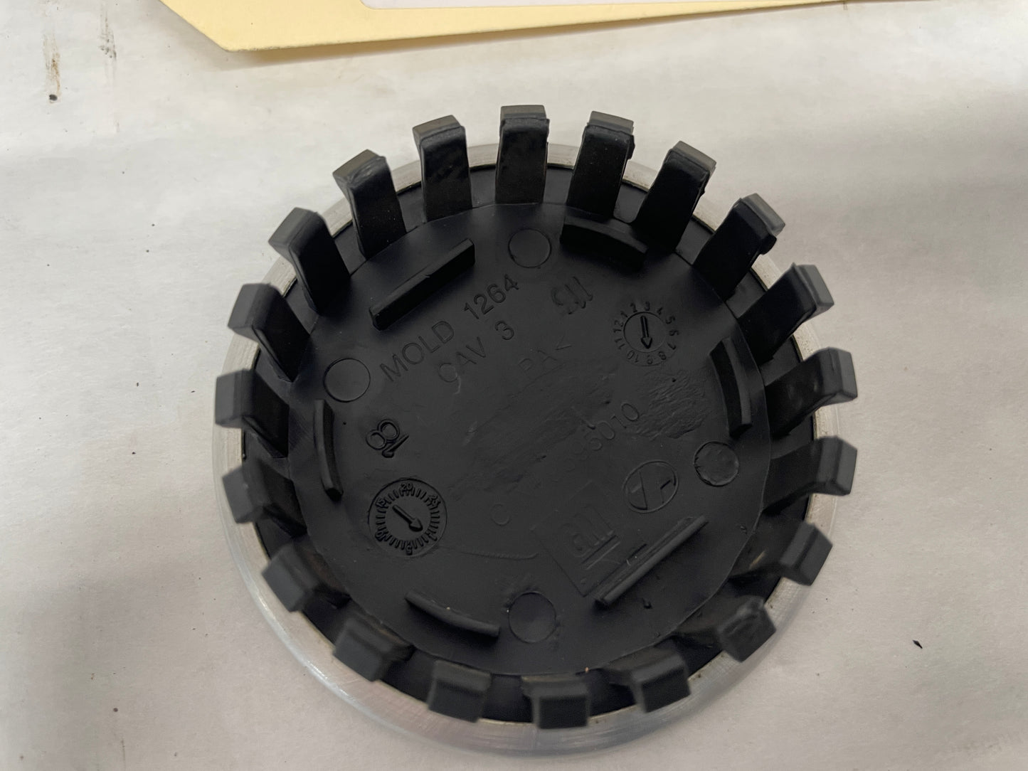 2014 Chevy SS Sedan Wheel Center Cap OEM - Day's Parts Yard