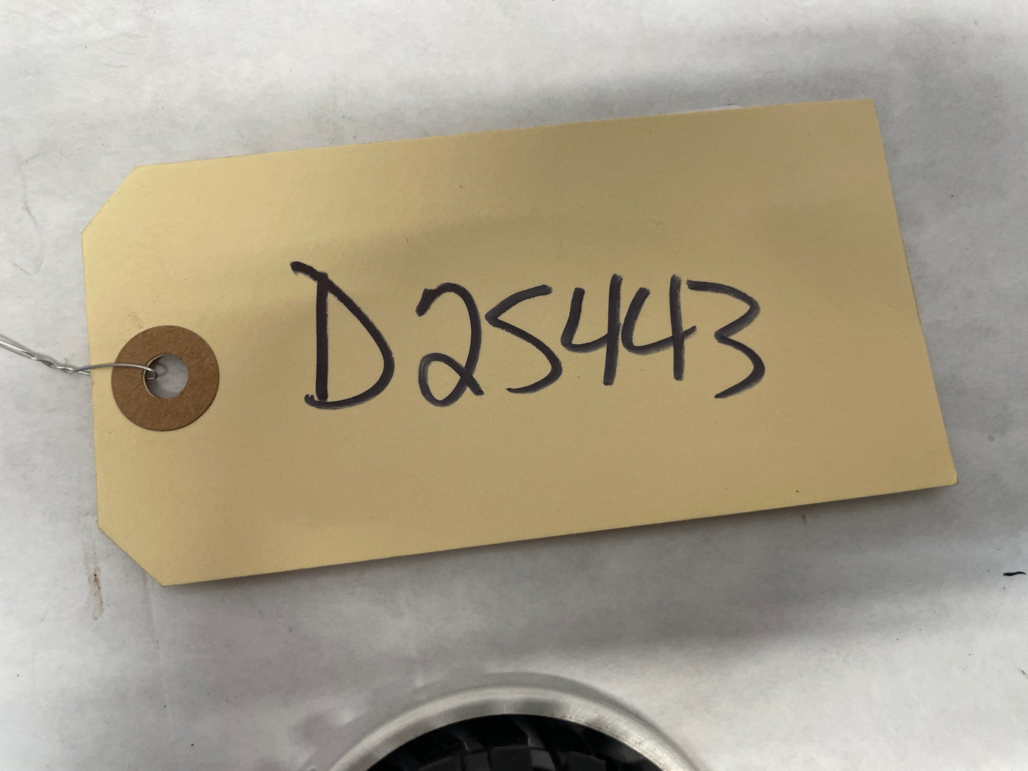 2014 Chevy SS Sedan Wheel Center Cap OEM - Day's Parts Yard