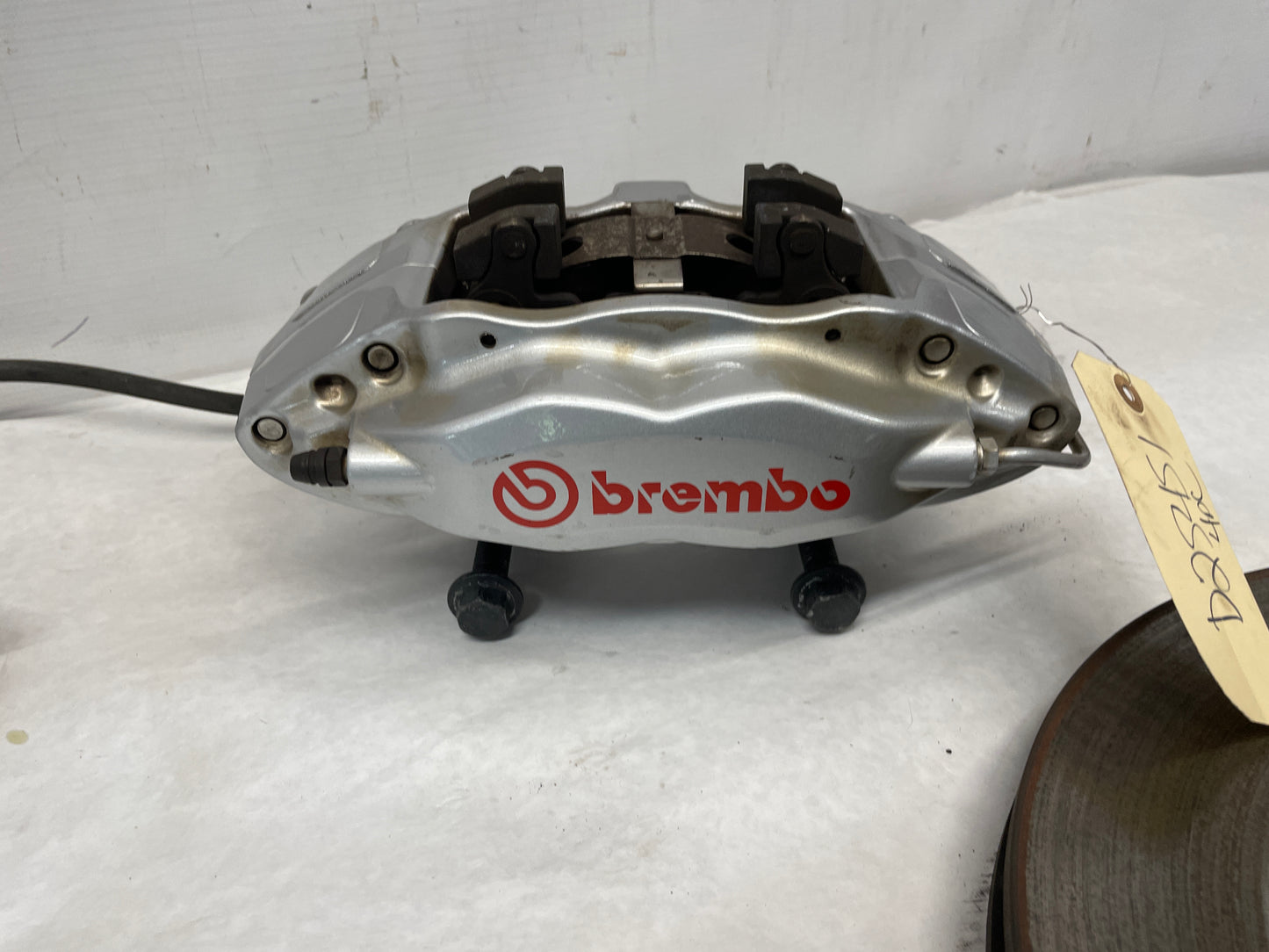 2014 Chevy SS Sedan Front Brembo Brake Calipers & Rotors OEM - Day's Parts Yard