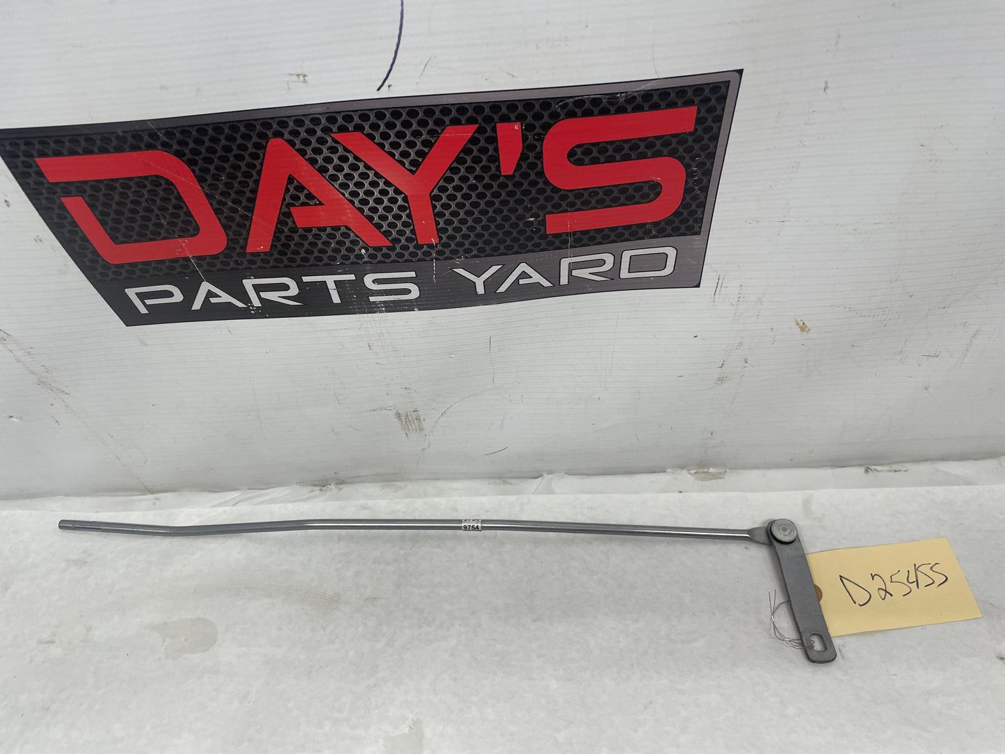 2014 Chevy SS Sedan Automatic Transmission Shifter Linkage Rod OEM - Day's Parts Yard