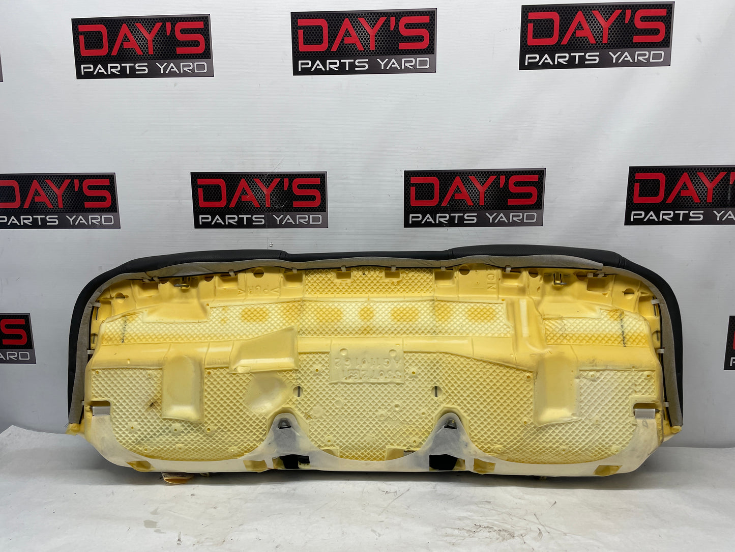 2009 Pontiac G8 Seats Fronts and Rears Black Leather OEM - Day's Parts Yard