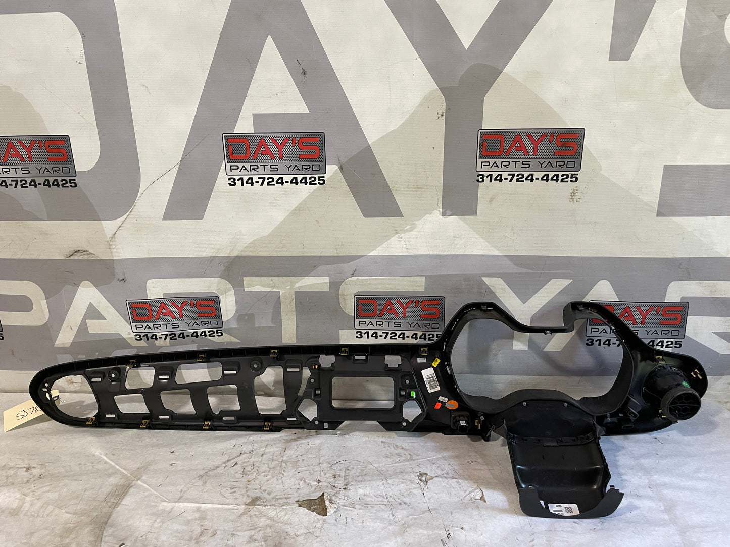2019 Chevy Camaro SS Dash Board Instrument Panel Cluster Trim Bezel OEM - Day's Parts Yard