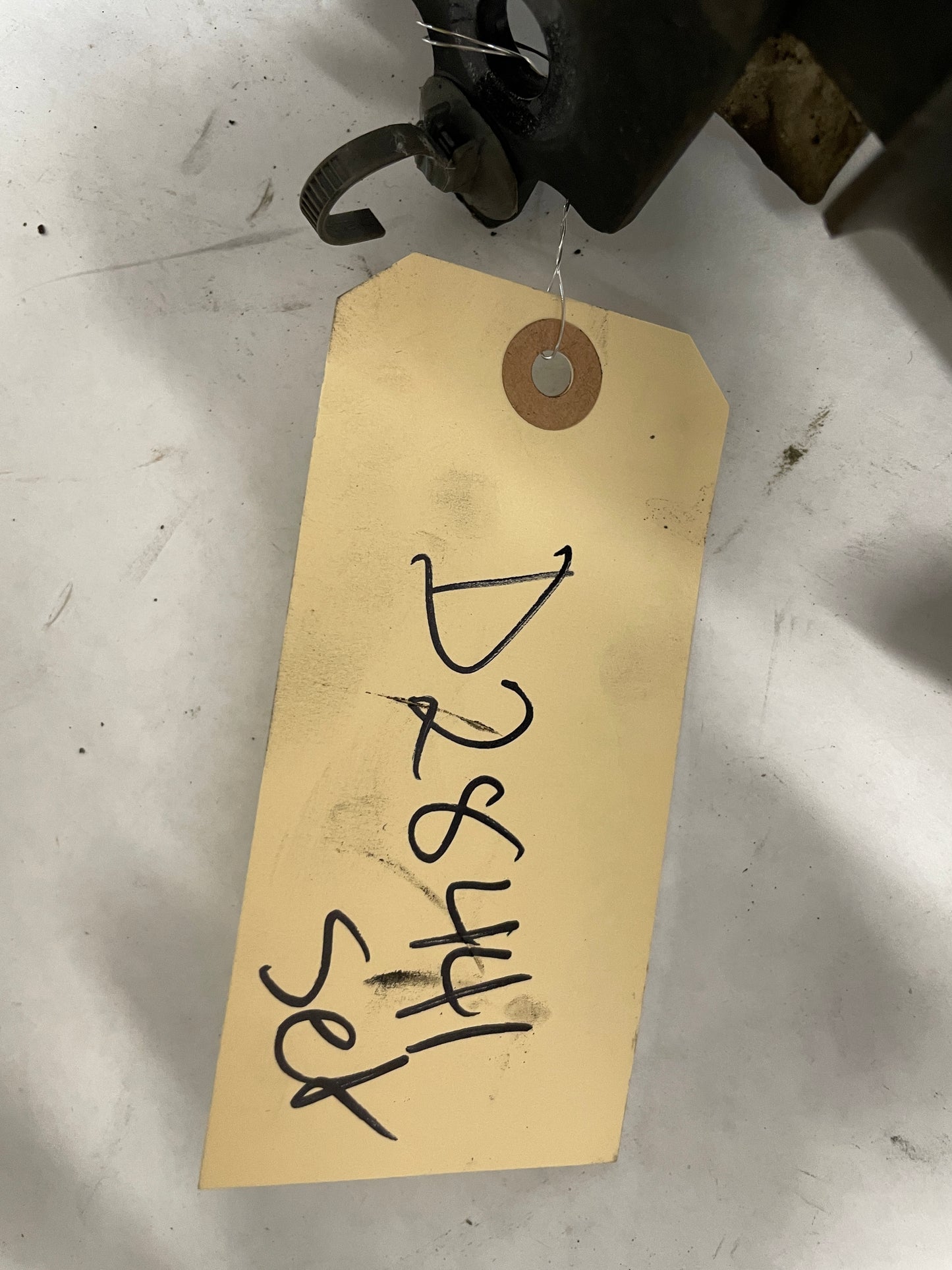 2013 Chevy Camaro ZL1 RH & LH Front Magnetic Ride Struts Shocks Assemblies OEM