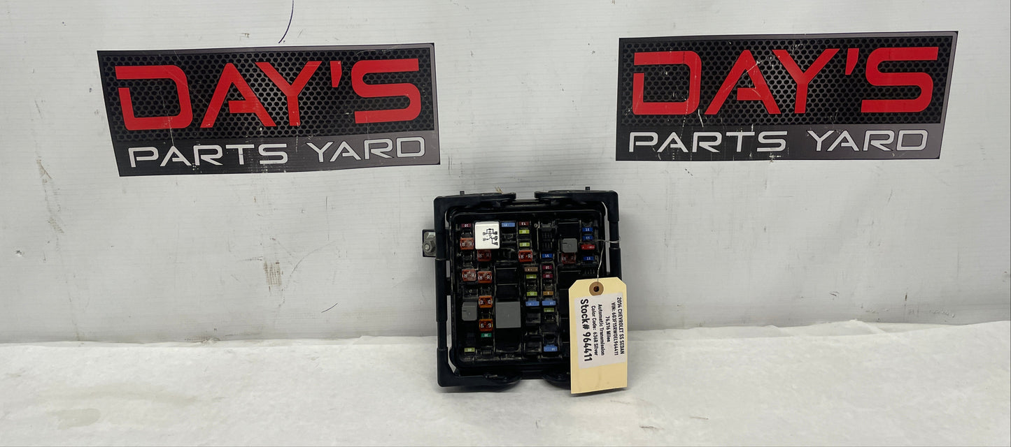 2014 Chevy SS Sedan Engine Bay Fuse Relay Box Block OEM - Day's Parts Yard