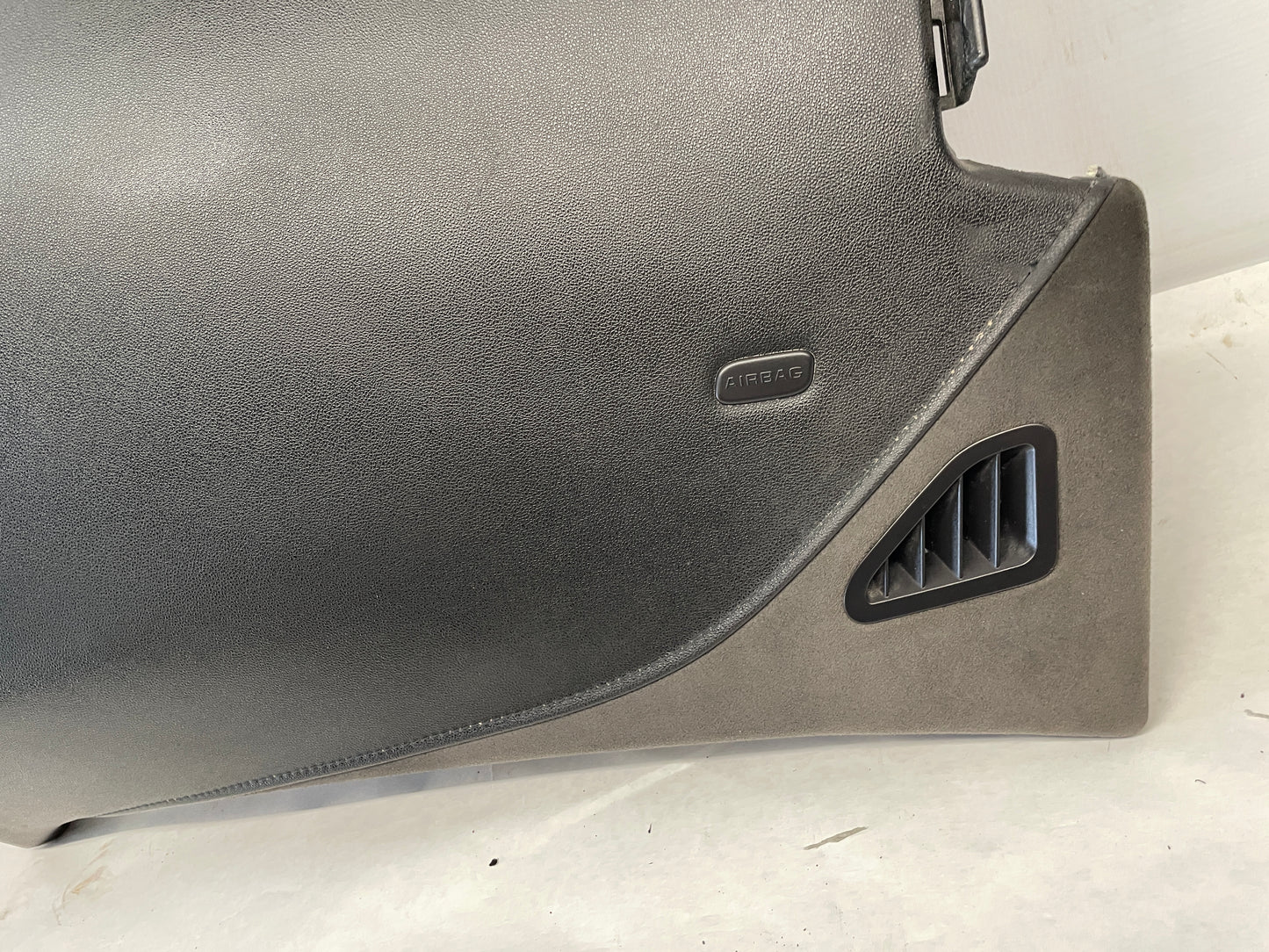 2016 Cadillac ATS-V RH Passenger Dash Pad Trim Board Panel w/ Airbag Air Bag OEM - Day's Parts Yard