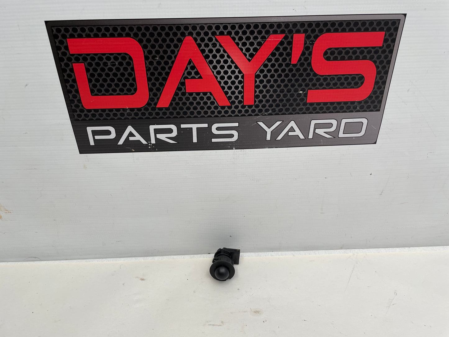 2014 Chevy SS Sedan Headlamp Head light Sun Load Light Sensor OEM - Day's Parts Yard