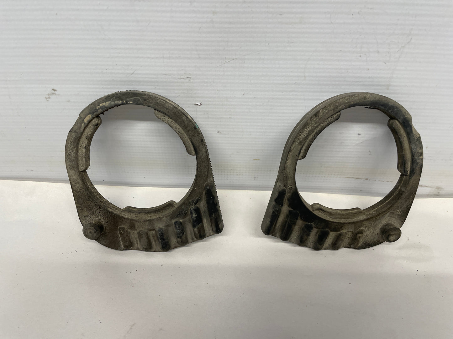 2015 Chevy SS Sedan Rear Cradle Rubber Isolators Set OEM - Day's Parts Yard