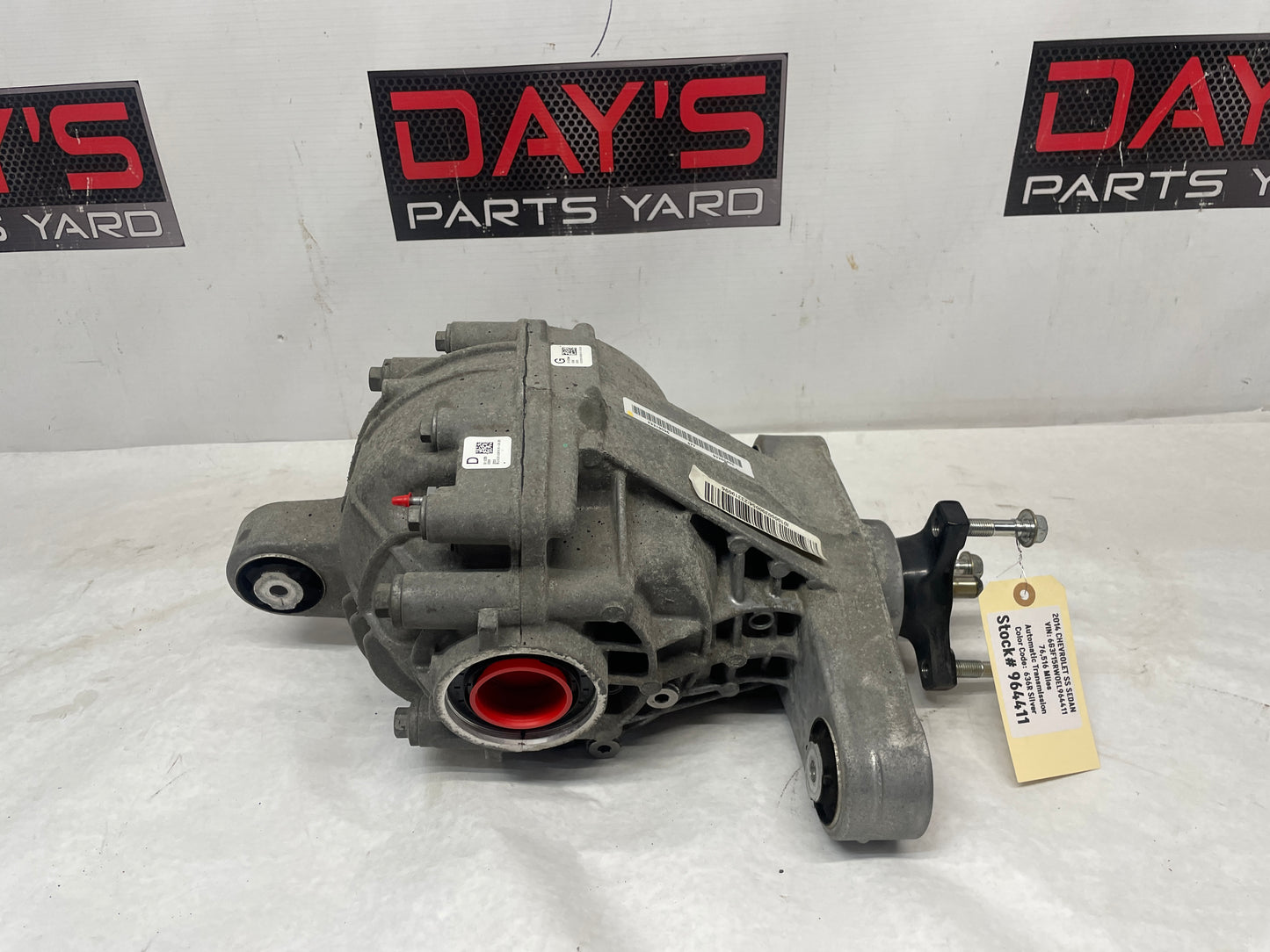 2014 Chevy SS Rear End Axle Carrier Rearend Diff Differential 3.27 LSD OEM - Day's Parts Yard