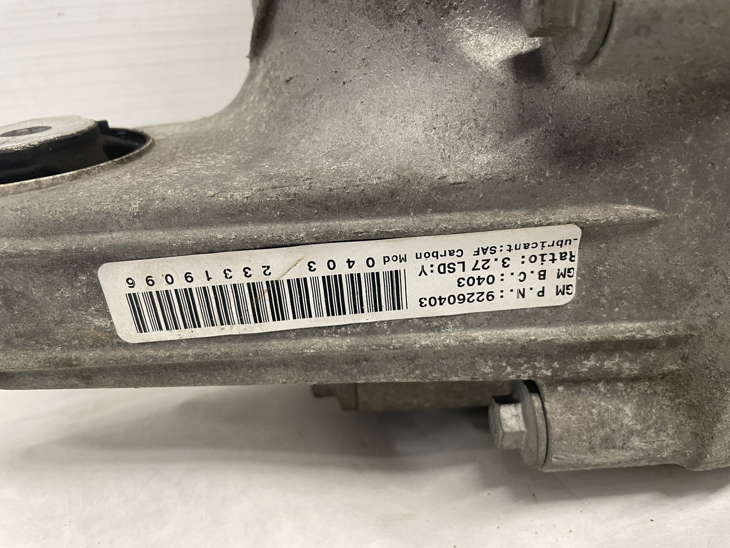 2014 Chevy SS Rear End Axle Carrier Rearend Diff Differential 3.27 LSD OEM - Day's Parts Yard