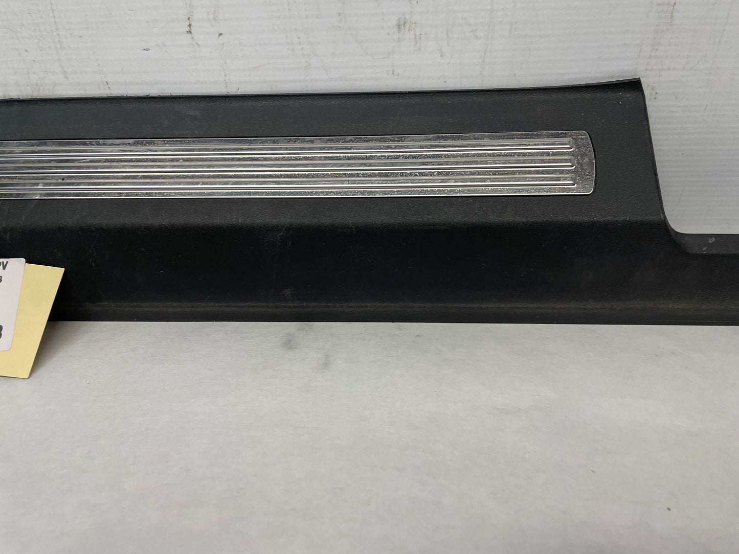 2013 Chevy Caprice PPV RH Passenger Front Door Scuff Sill Plate Panel Trim Molding OEM - Day's Parts Yard