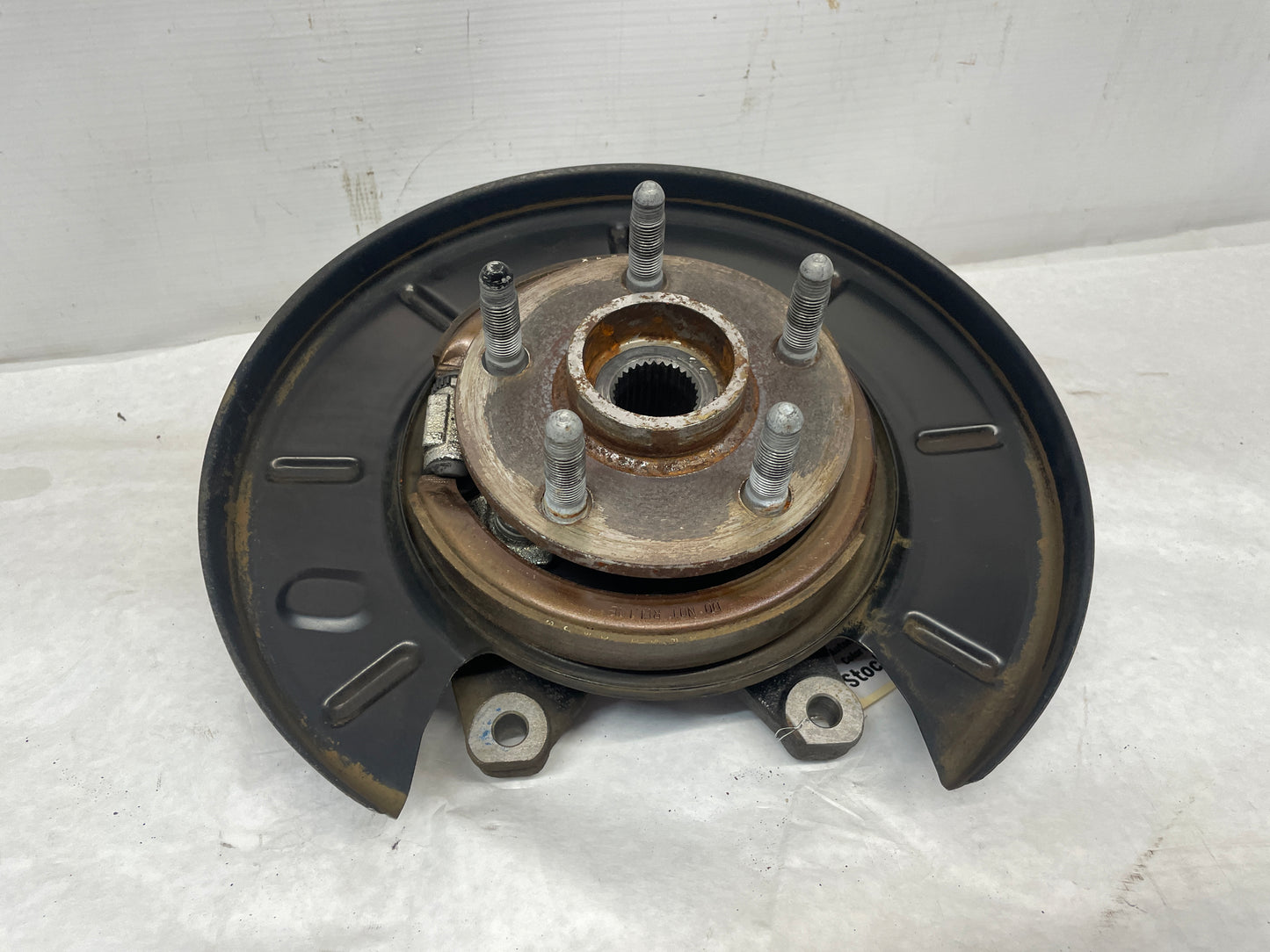 2014 Chevy SS Sedan LH Driver Rear Spindle Hub Knuckle Assembly OEM - Day's Parts Yard