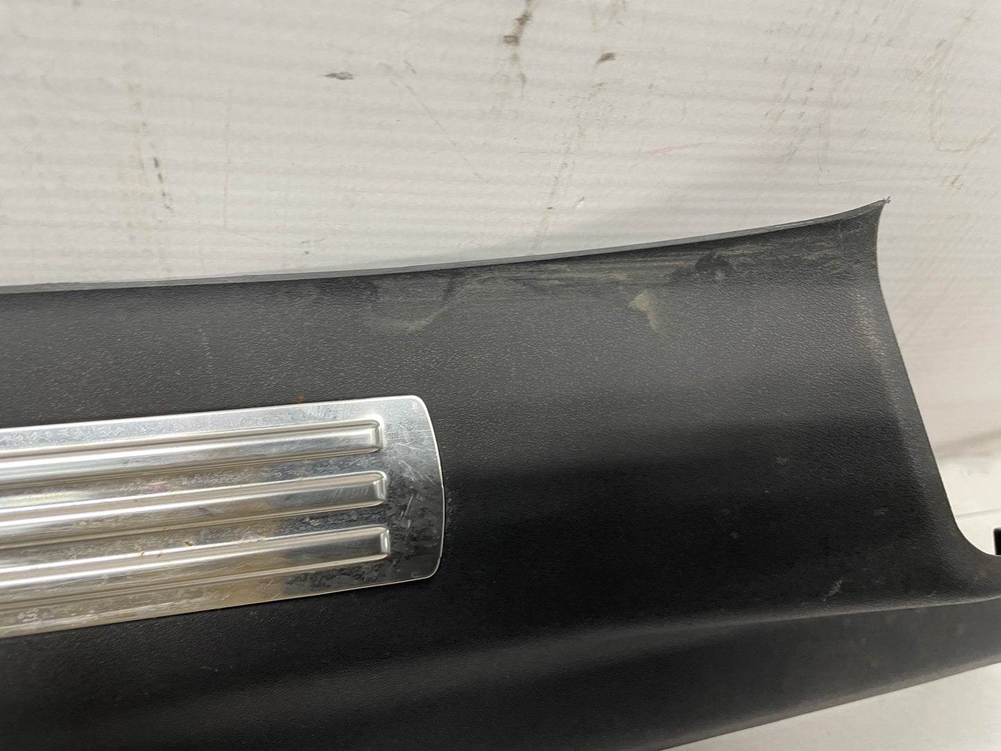 2013 Chevy Caprice PPV RH Passenger Rear Door Scuff Sill Plate Panel Trim Molding OEM - Day's Parts Yard