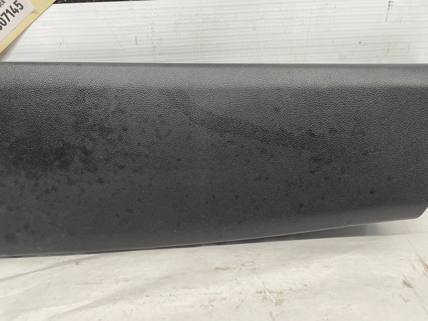 2009 Pontiac G8 GT LH Driver Interior Center B Pillar Trim Molding Panel Cover OEM - Day's Parts Yard