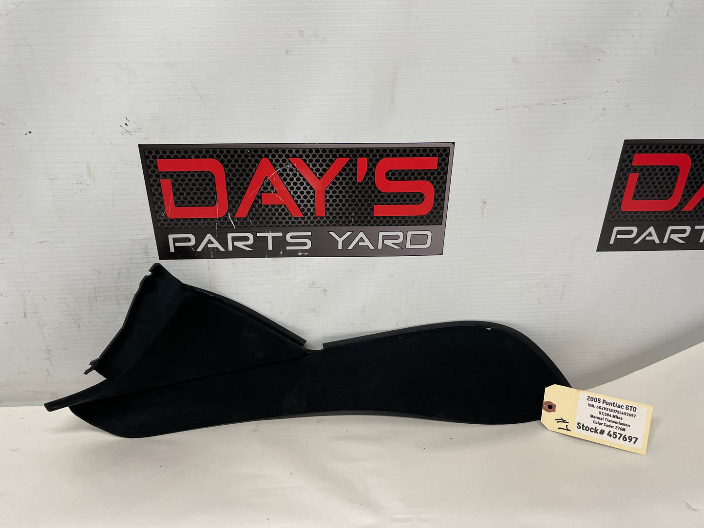 2005 Pontiac GTO LH Driver Center Console Suede Insert Trim Panel OEM - Day's Parts Yard
