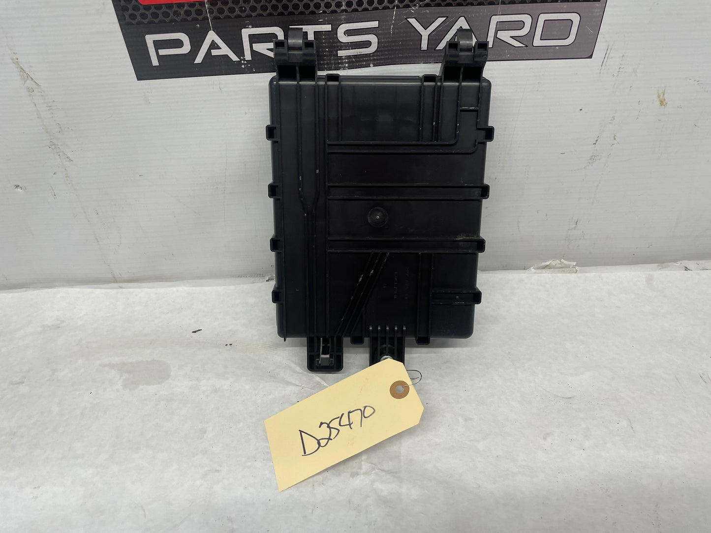 2014 Chevy SS Sedan Rear Fuse Relay Box Block OEM - Day's Parts Yard