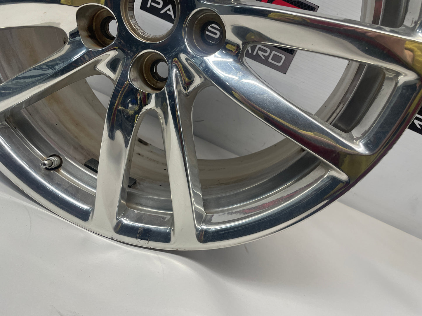 2015 Chevy SS Sedan Factory OEM Rear Wheel 19X9 - Day's Parts Yard