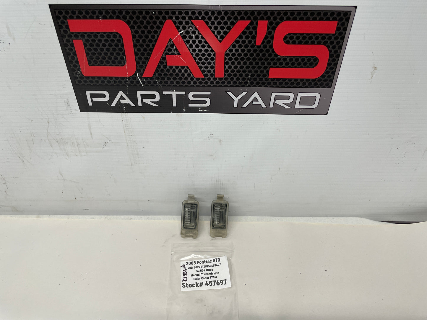 2005 Pontiac GTO License Plate Tag Light Set OEM - Day's Parts Yard