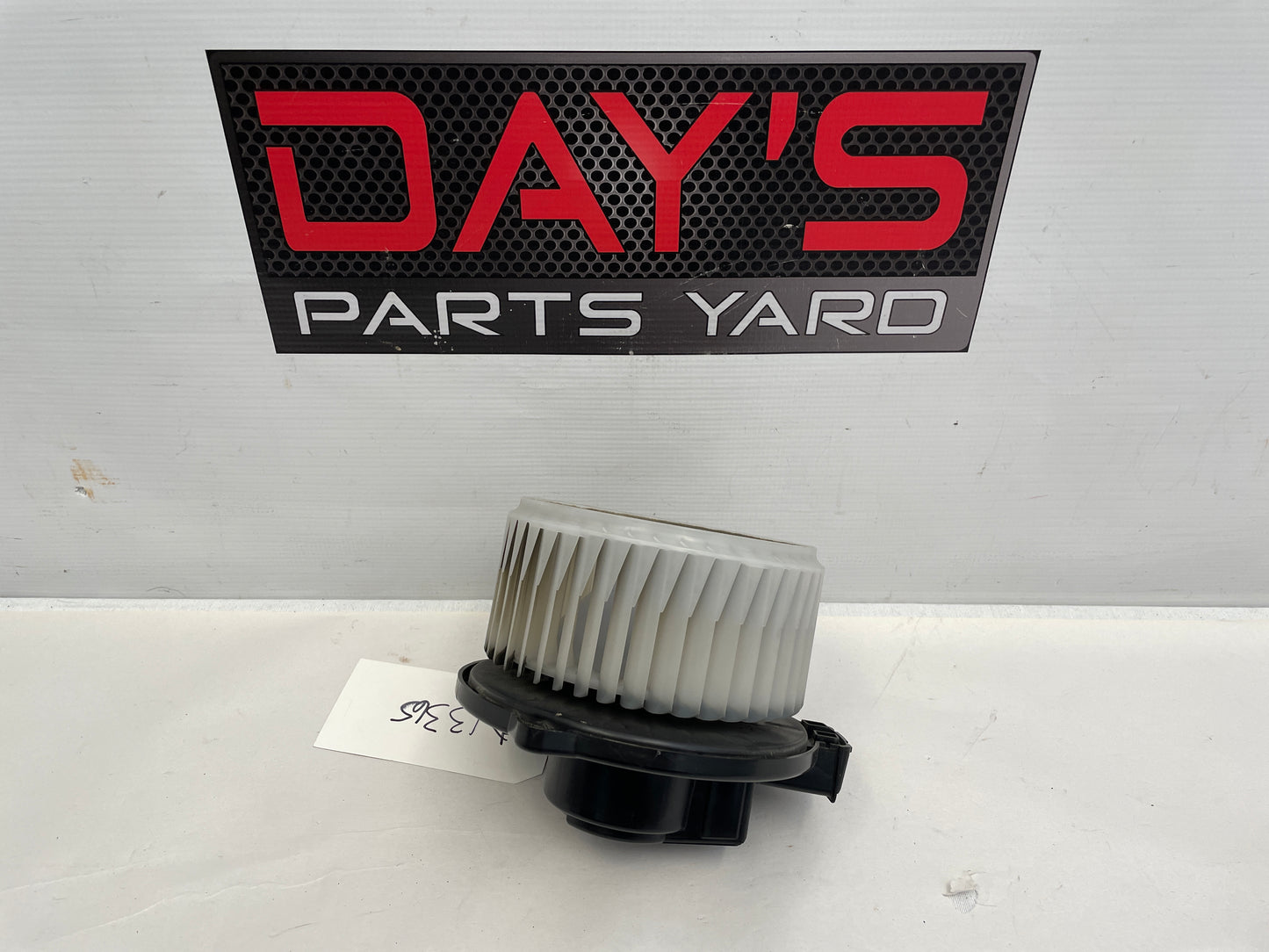 2014 Chevy SS Sedan HVAC Blower Motor OEM - Day's Parts Yard