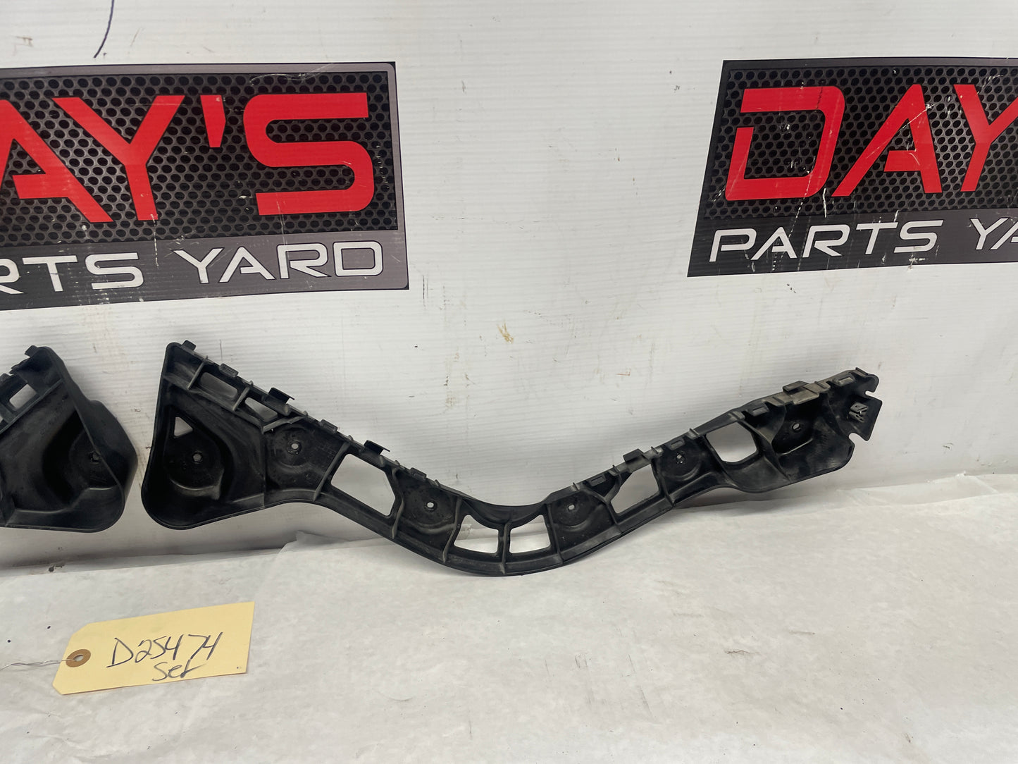 2014 Chevy SS Sedan RH & LH Rear Bumper Brackets Guides OEM - Day's Parts Yard
