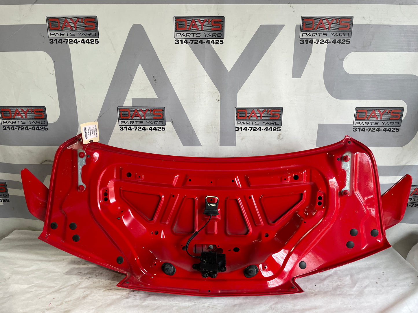 2020 Chevy Camaro SS Trunk Deck Lid OEM - Day's Parts Yard