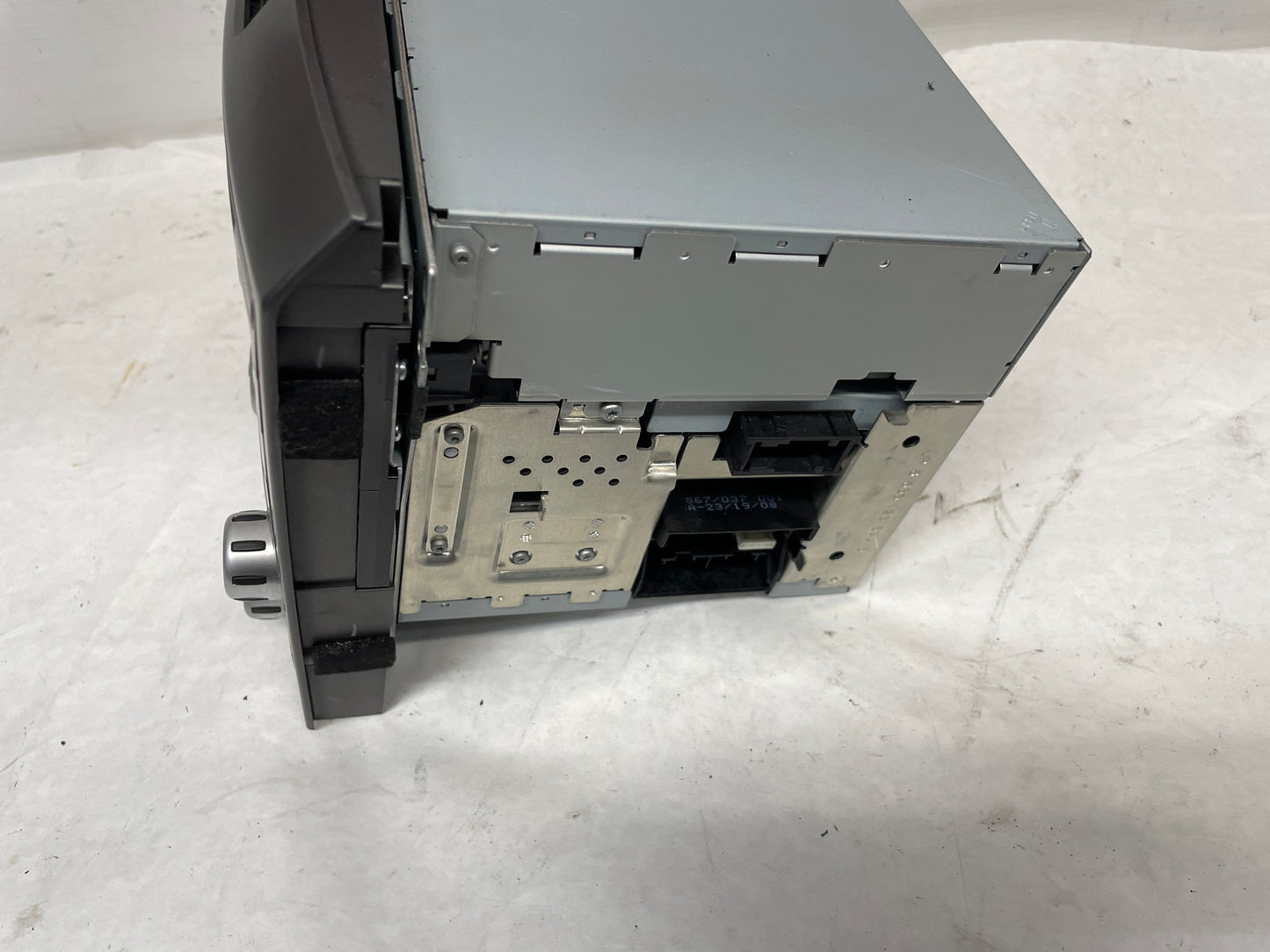 2009 Pontiac G8 Blaupunkt Radio CD Player Stereo Dash Control Unit OEM - Day's Parts Yard