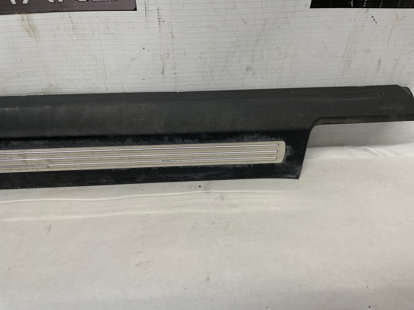 2013 Chevy Caprice PPV LH Driver Front Door Scuff Sill Plate Panel Trim Molding OEM - Day's Parts Yard