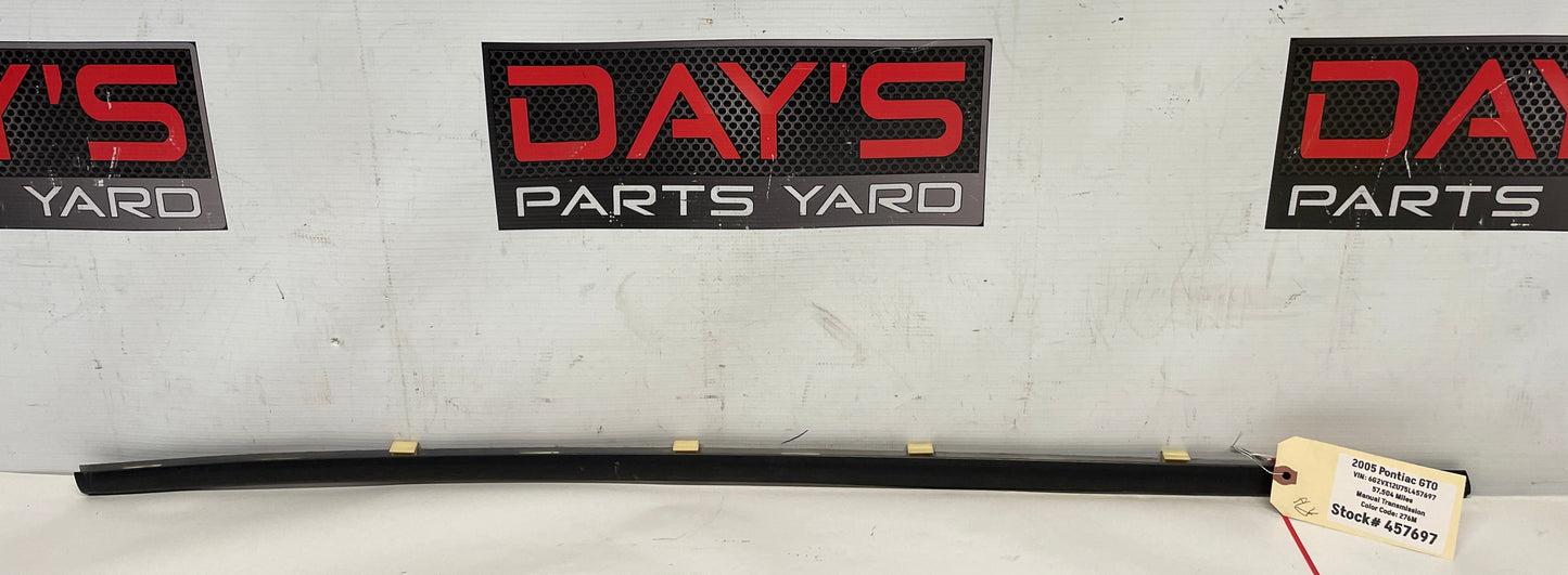 2005 Pontiac GTO RH Passenger Window Door Belt Molding Trim OEM - Day's Parts Yard