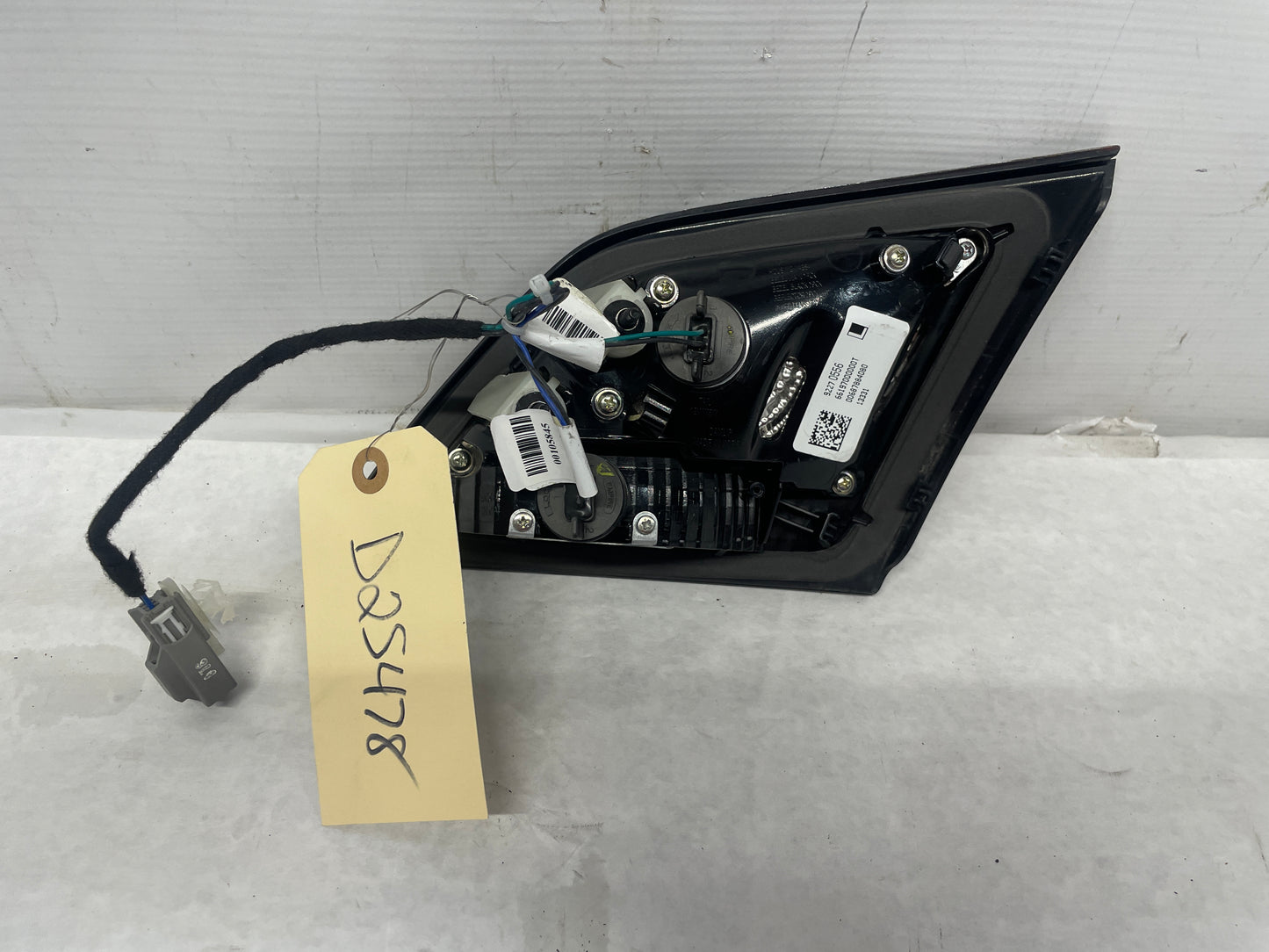 2014 Chevy SS Sedan LH Driver Inner Tail Light Taillight Lamp OEM - Day's Parts Yard
