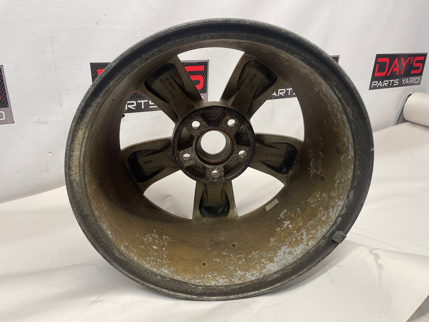 2004 Pontiac GTO Factory OEM Wheel 17X8 OEM - Day's Parts Yard