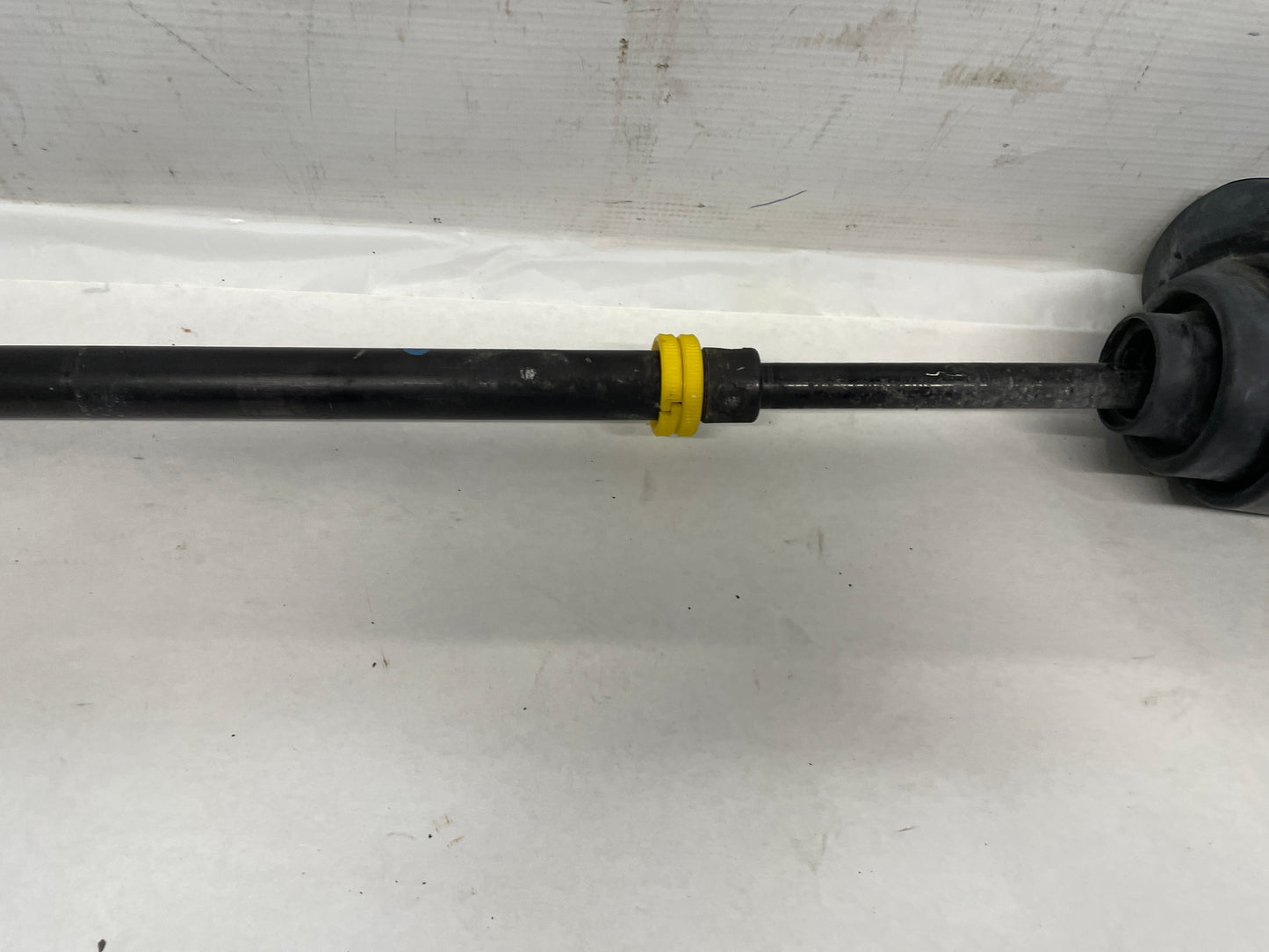 2013 Chevy Caprice PPV Steering Column Intermediate Prop Shaft OEM - Day's Parts Yard