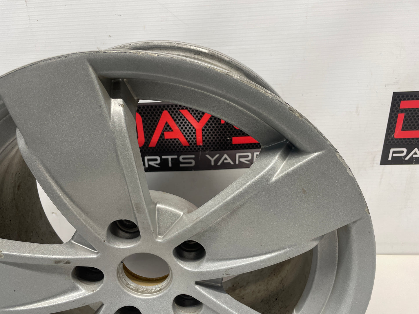 2004 Pontiac GTO Factory OEM Wheel 17X8 - Day's Parts Yard
